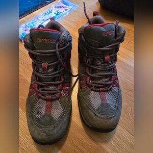 Northside Waterproof Boots Sz 5